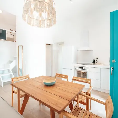 Apartment Anemela & Mykonos