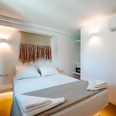 Anemela & Mykonos Agrari (Mykonos)